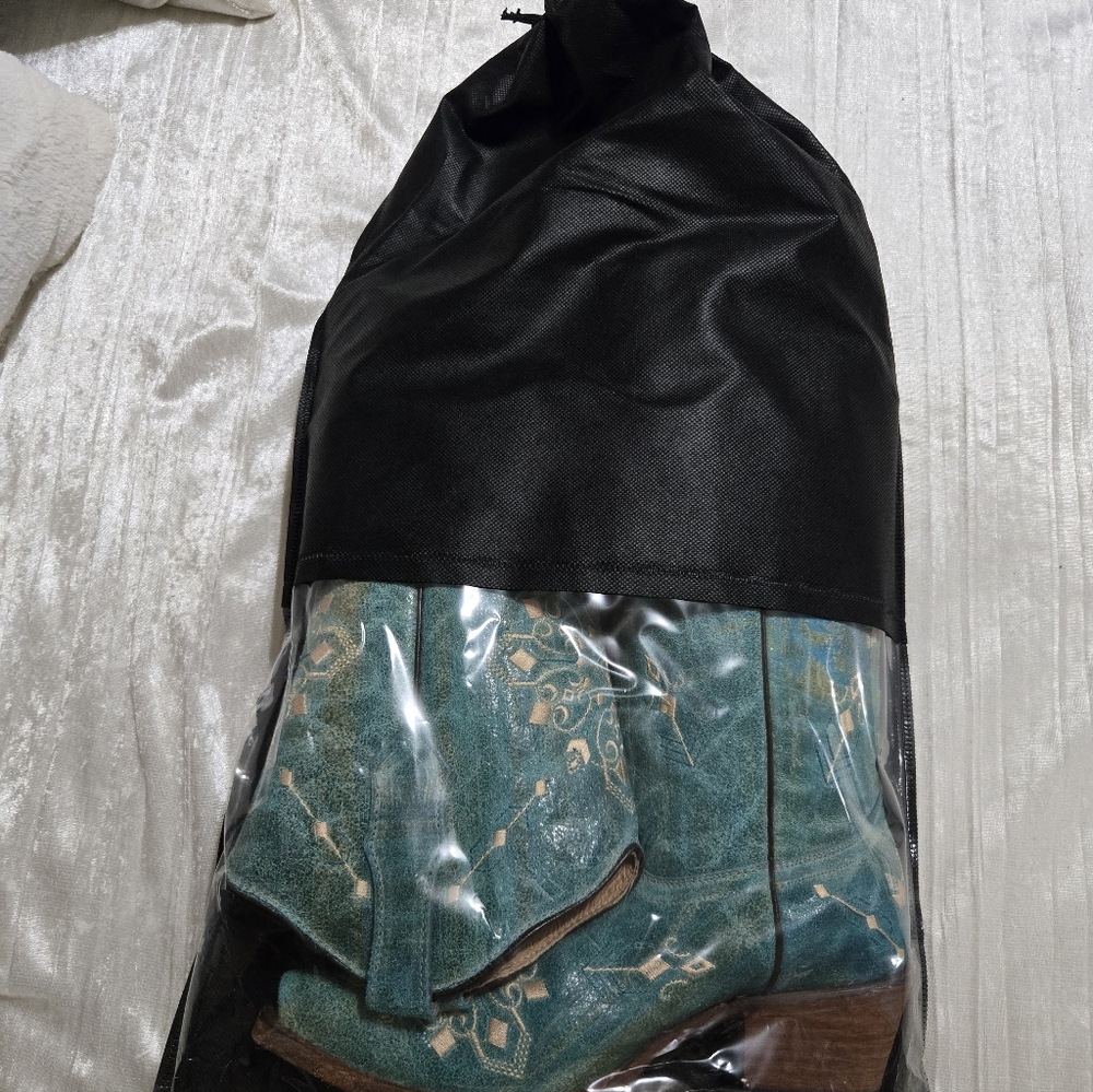 Circle G  Snip Toe Western Cowboy Boots Size 8 EUC!! Look Brand New!! - Picture 13 of 13